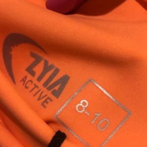 Zyia yoga pants